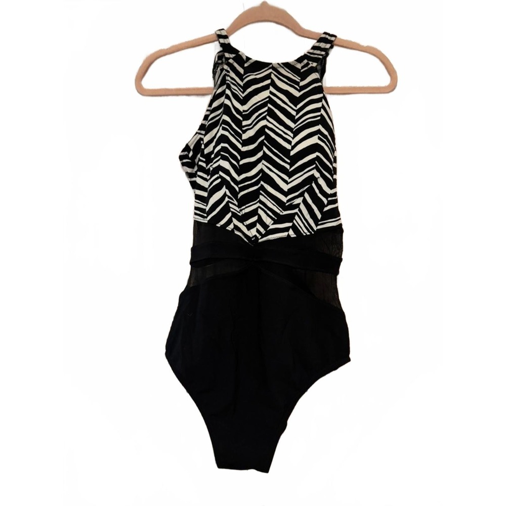 Womens Profile sz 10‎ black and white bathing suit new without tags
